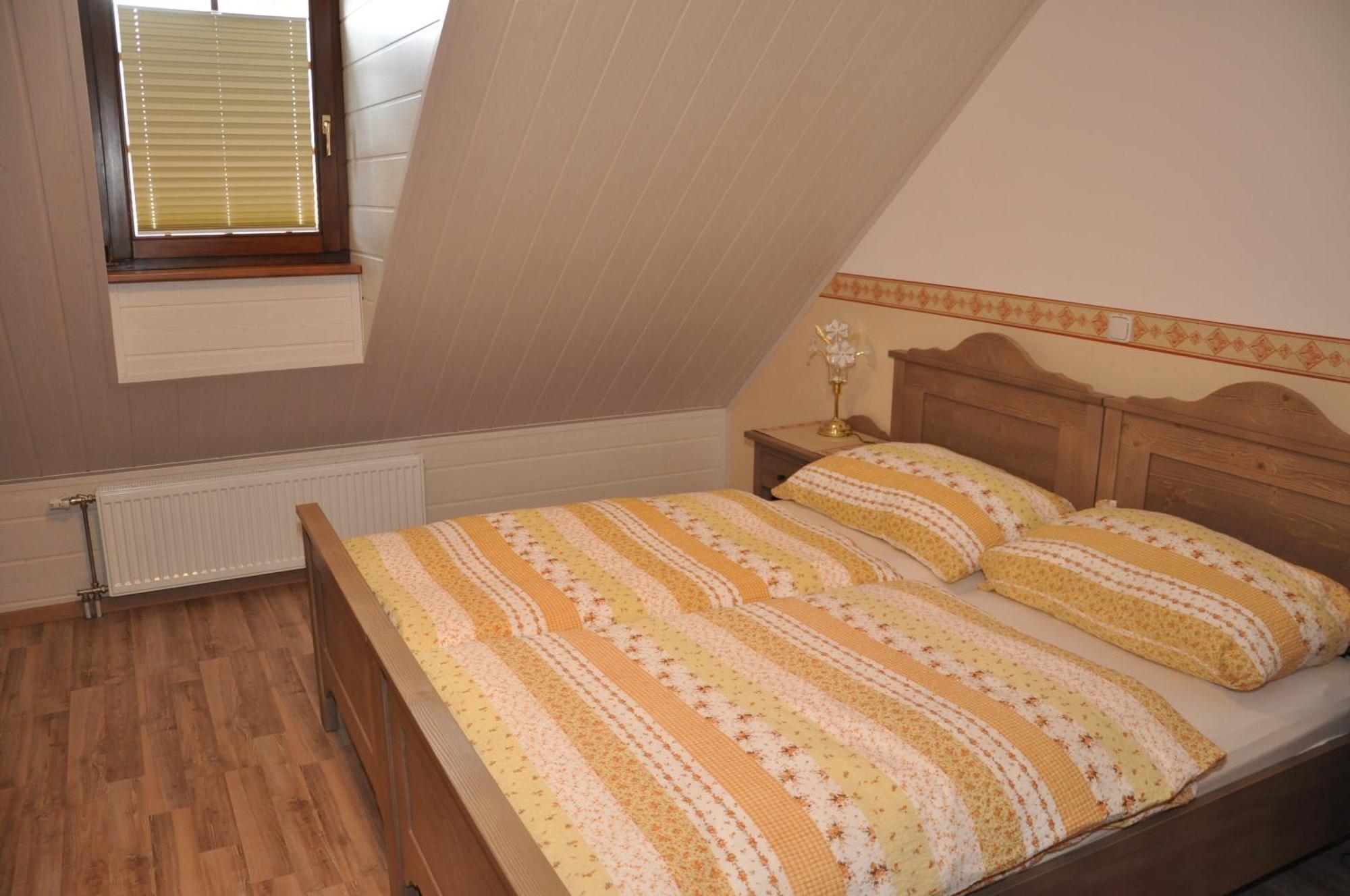Bed & Breakfast Pr'Sknet Sencur Exterior photo